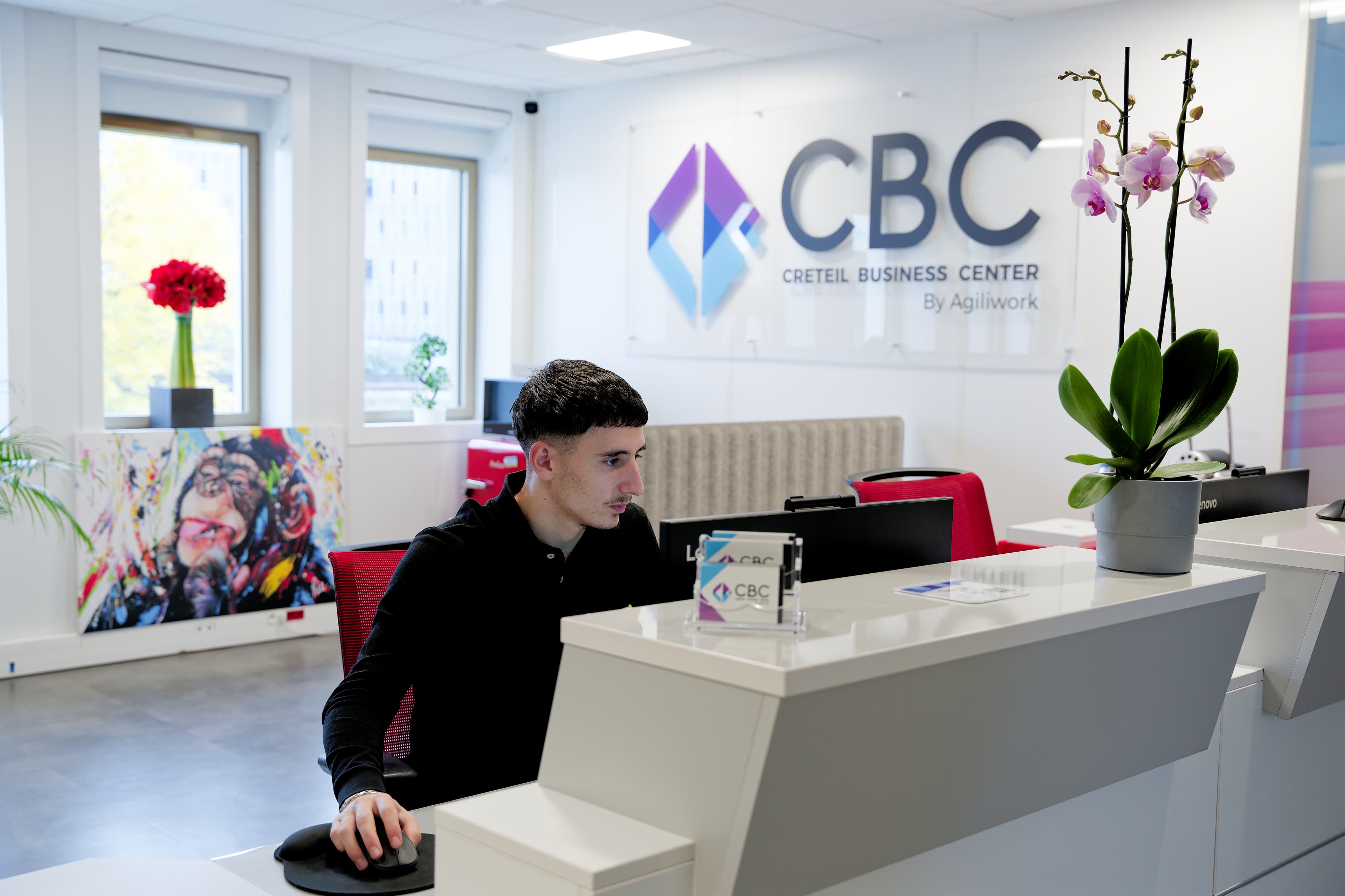 Accueil du Créteil Business Center avec présence sur place